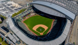 Mariners Add Donovan Solano to Roster with $3.5 Million Deal