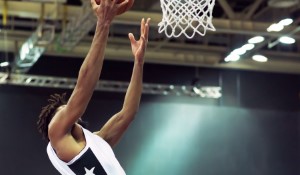 Los Angeles Basketball Teams Unite Amidst Wildfire Devastation