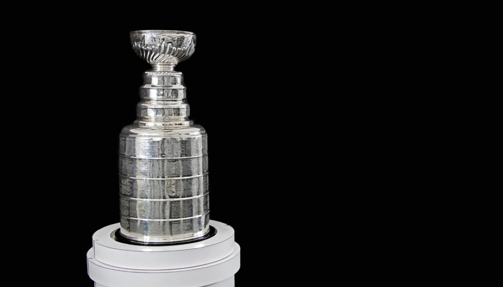 Alex Ovechkin's Historic Pursuit: Chasing Wayne Gretzky's Goal Record