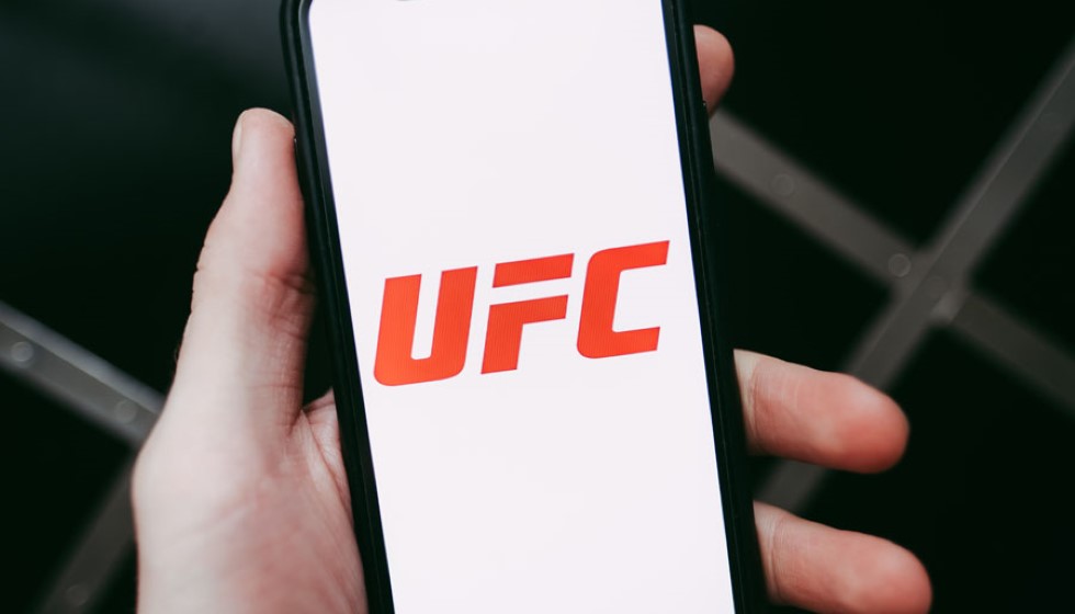 Deiveson Figueiredo Shines in Bantamweight Division at UFC Fight Night